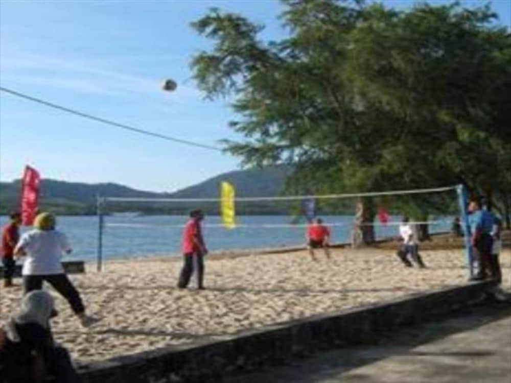 The Orient Star Resort Lumut Exteriör bild
