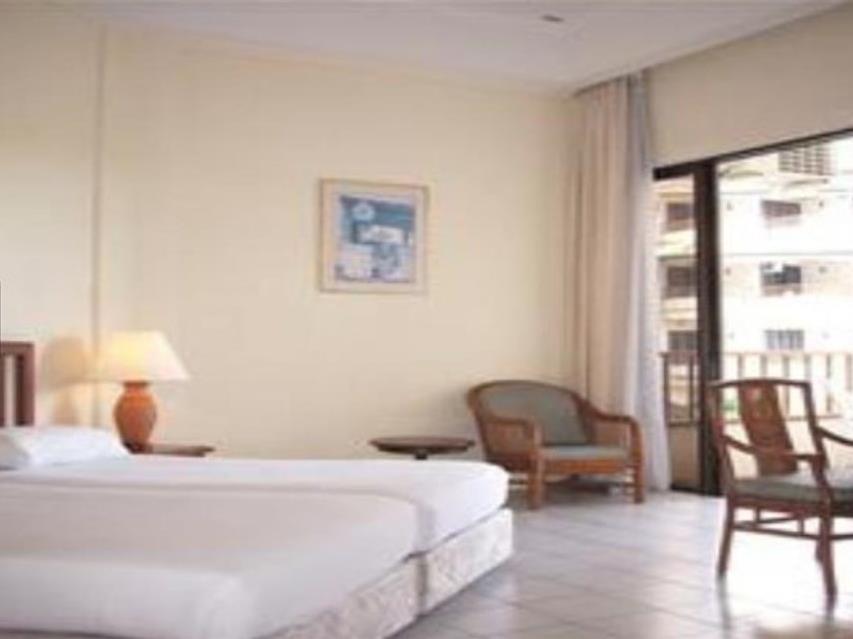 The Orient Star Resort Lumut Exteriör bild